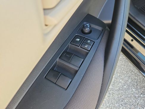 Used 2023 Toyota Corolla LE FWD image 14