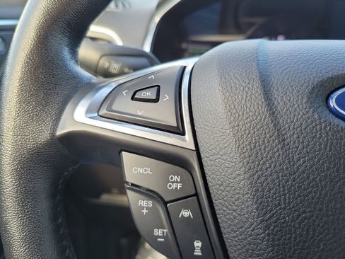 Used 2020 Ford Edge Titanium w/ Equipment Group 301A FWD image 22