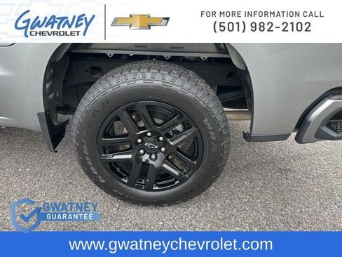 Used 2024 Chevrolet Silverado 1500 RST w/ Z71 Off-Road Package AWD/4WD image 11