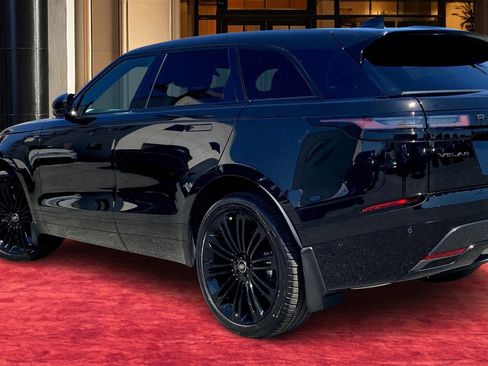 New 2026 Land Rover Range Rover Velar Dynamic SE image 4