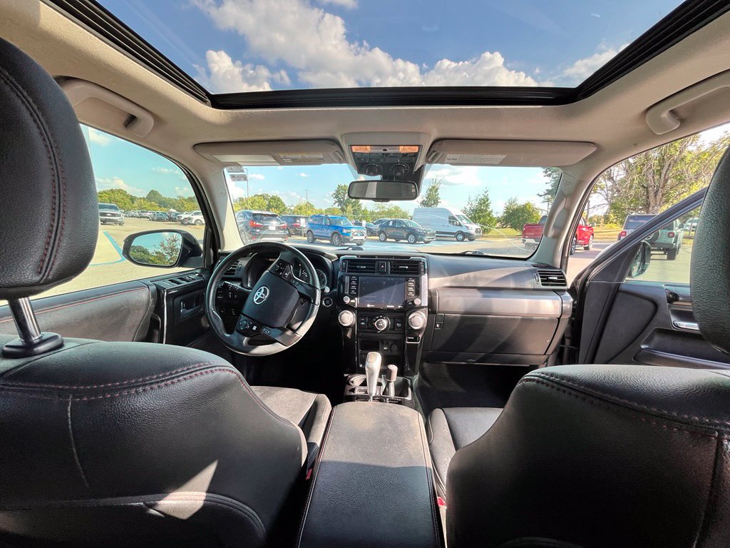Used 2021 Toyota 4Runner TRD Off-Road Premium w/ Moonroof Package AWD/4WD image 13