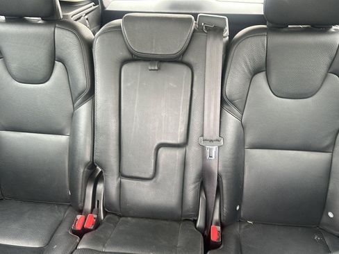 Used 2016 Volvo XC90 T5 Momentum AWD/4WD image 17