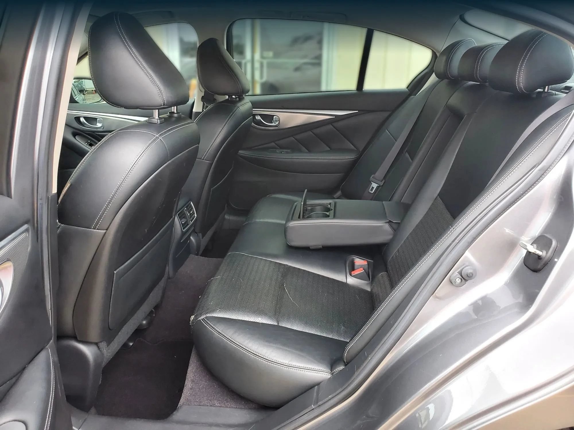 Used 2015 INFINITI Q50 RWD image 30