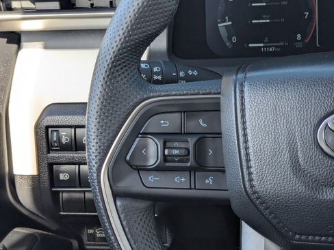 Used 2024 Toyota Tacoma TRD Sport image 22