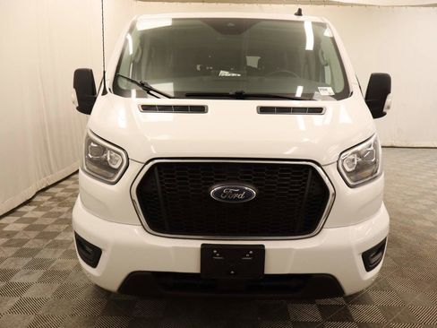 Used 2023 Ford Transit 350 XLT image 4