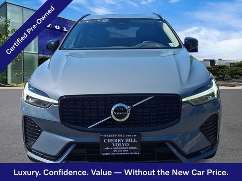 Certified 2024 Volvo XC60 B5 Core w/ Climate Package AWD/4WD image 2