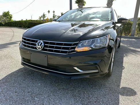 Used 2018 Volkswagen Passat 2.0T SE image 8