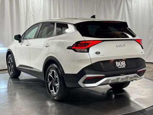 Certified 2023 Kia Sportage LX AWD/4WD image 9
