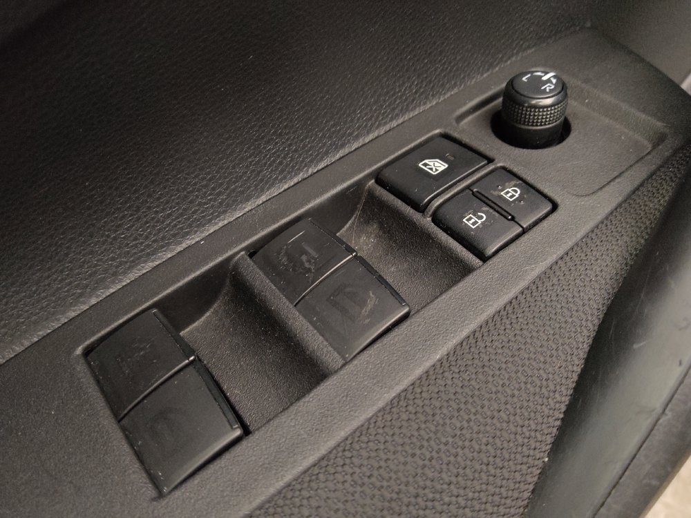 Used 2024 Toyota Corolla LE FWD image 27