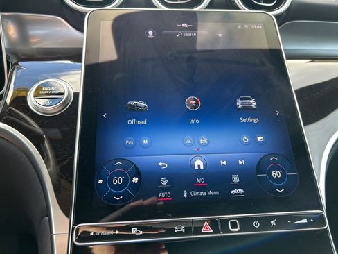 Used 2024 Mercedes-Benz GLC 300 4MATIC image 28