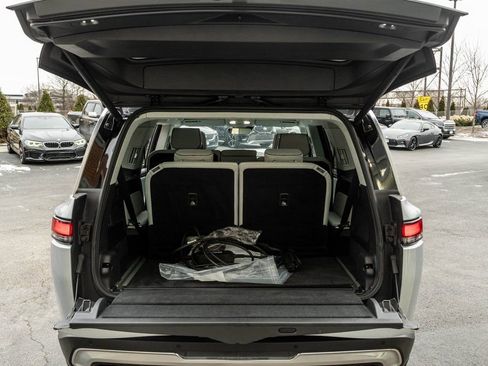 Used 2024 Rivian R1S Adventure image 39