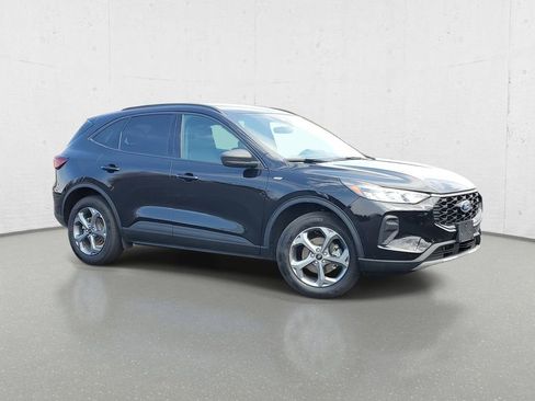 Used 2025 Ford Escape ST-Line AWD/4WD image 2