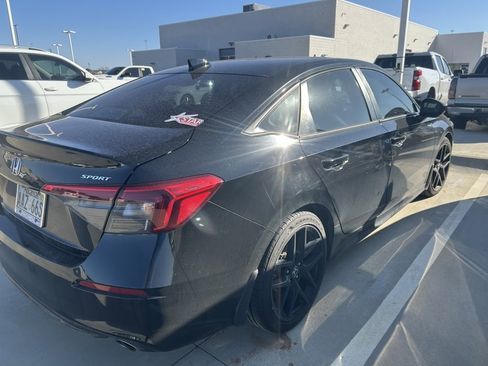 Used 2022 Honda Civic Sport image 10