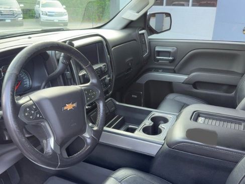 Used 2017 Chevrolet Silverado 1500 LTZ Z71 w/ LPO, Black Pack AWD/4WD image 10