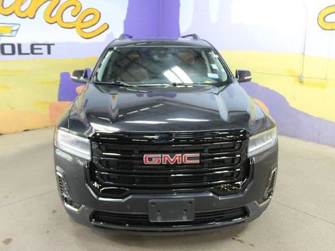 Used 2020 GMC Acadia AT4 w/ GMC Pro Grade Package AWD/4WD image 3