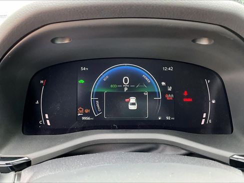 Used 2025 Toyota Camry LE image 22