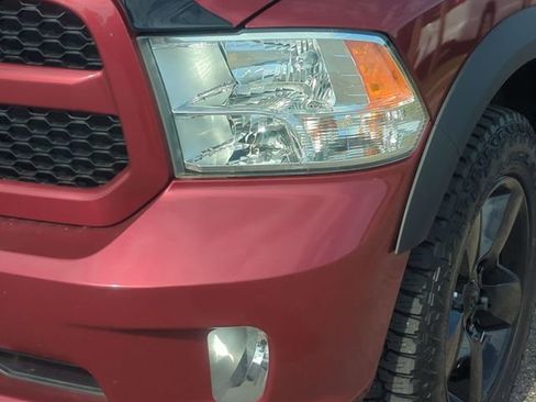 Used 2013 RAM 1500 Express AWD/4WD image 9