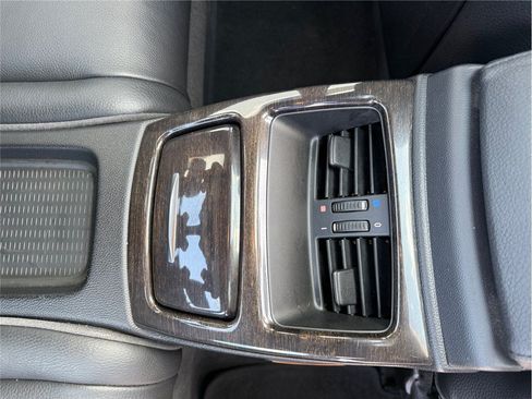 Used 2012 BMW 335i xDrive Coupe AWD/4WD image 40