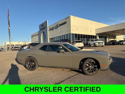 Used 2023 Dodge Challenger SXT w/ Blacktop Package image 2
