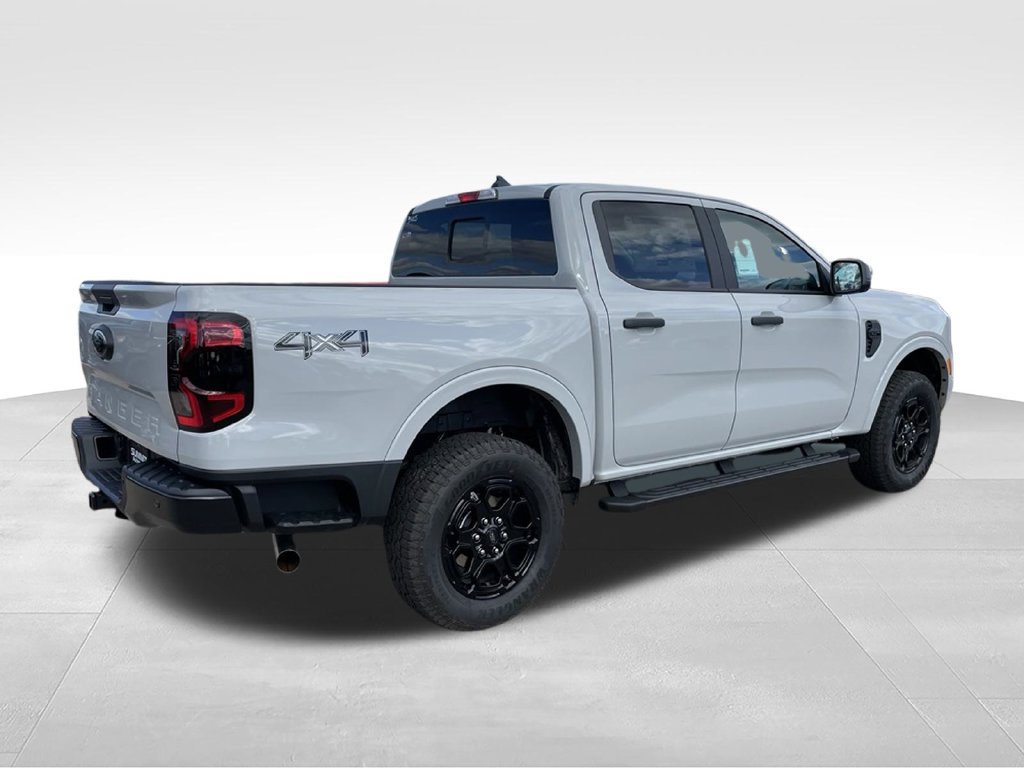 New 2026 Ford Ranger XLT w/ Equipment Group 301A High AWD/4WD image 4