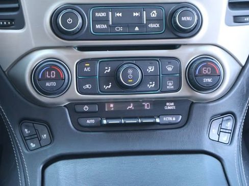 Used 2019 GMC Yukon Denali w/ Denali Ultimate Package image 22