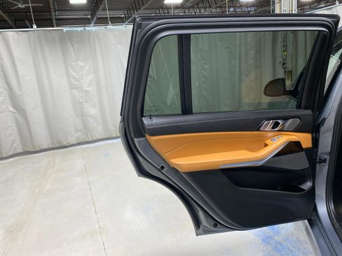 Certified 2024 BMW X7 xDrive40i w/ M Sport Package image 26