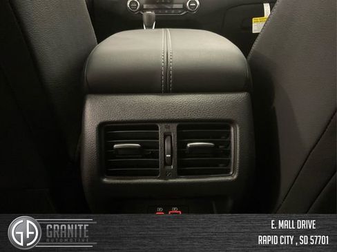 New 2025 Nissan Altima 2.5 SL image 19