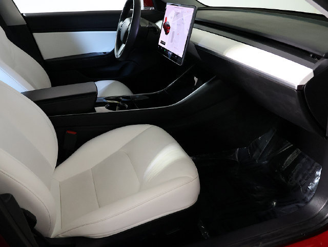 Used 2020 Tesla Model 3 Standard Range Plus RWD image 31
