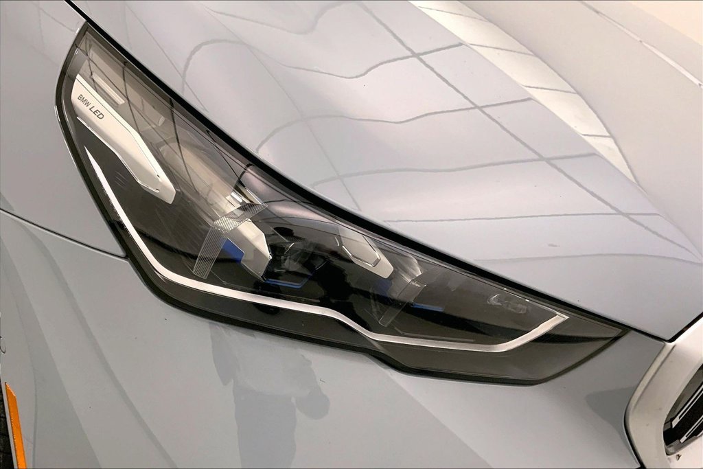 Used 2025 BMW i5 xDrive40 w/ M Sport Package AWD/4WD image 26