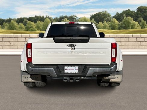 Used 2022 Ford F350 Lariat w/ Lariat Ultimate Package image 4