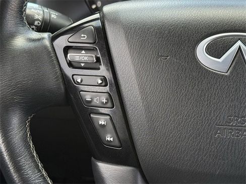 Used 2024 INFINITI QX80 Luxe image 16
