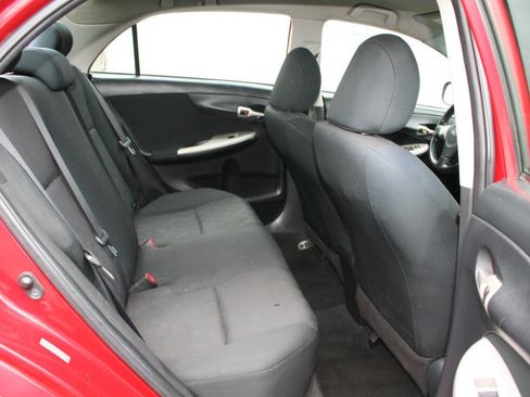 Used 2010 Toyota Corolla S image 22
