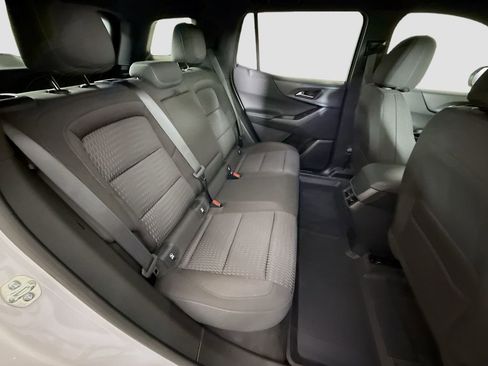 New 2026 Chevrolet Equinox LT w/ Safety and Technology Package FWD image 25
