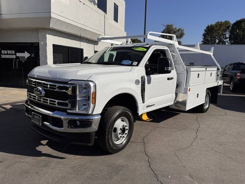 Used 2024 Ford F350 XLT w/ XLT Value Package image 5