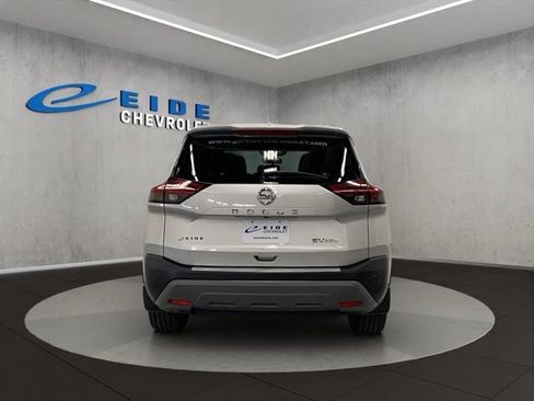 Used 2021 Nissan Rogue SV w/ Premium Package AWD/4WD image 14