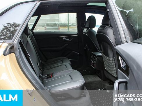 Used 2024 Audi Q8 Premium Plus w/ Premium Plus Package image 19