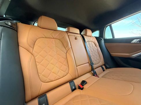 Used 2025 BMW X6 xDrive40i w/ Climate Comfort Package image 36