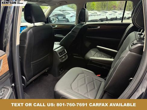 Used 2024 Volkswagen Atlas SE AWD/4WD image 33