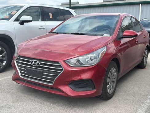 Used 2020 Hyundai Accent SE FWD image 13