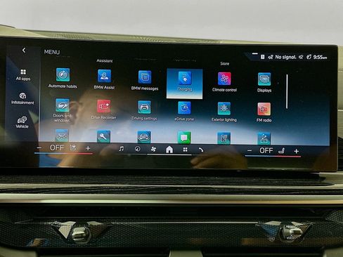 New 2026 BMW X5 xDrive50e image 11