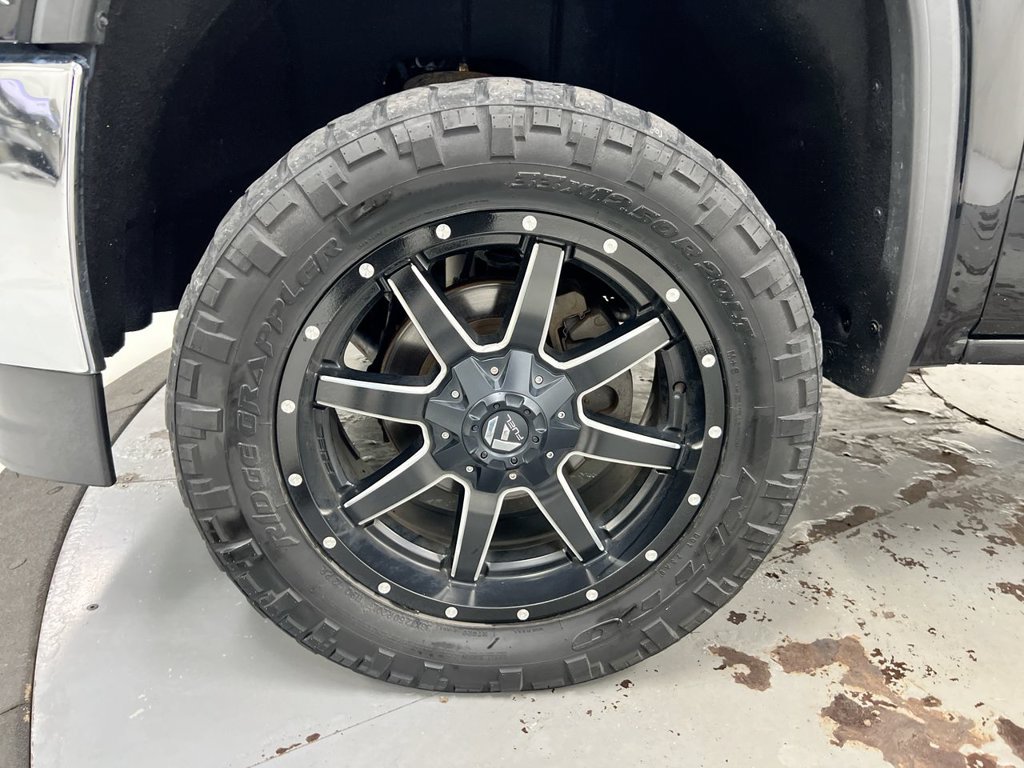 Used 2018 GMC Sierra 1500 SLT w/ SLT Premium Package AWD/4WD image 26