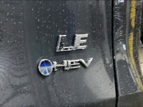 New 2025 Toyota RAV4 LE image 15