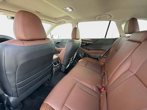 Certified 2025 Subaru Outback Touring w/ Tech Package 2 image 19