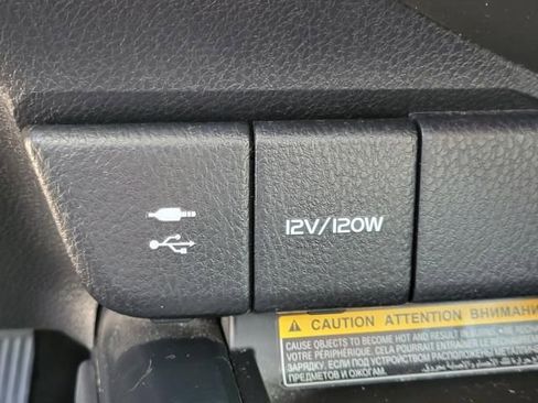 Used 2018 Toyota Camry XSE FWD image 26