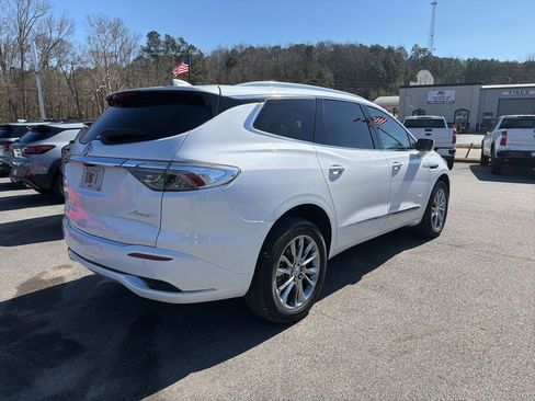 Used 2024 Buick Enclave Avenir w/ Avenir Technology Package image 8