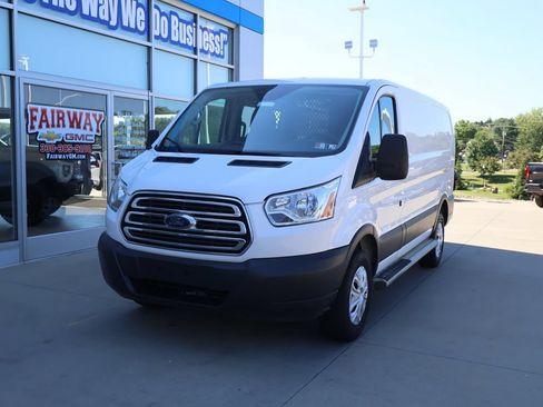 Used 2017 Ford Transit 250 130 Low Roof w/ Exterior Upgrade Package RWD image 6