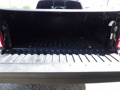 Used 2016 Toyota Tacoma SR w/ Towing Package AWD/4WD image 7