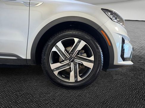 Used 2023 Kia Sorento EX AWD/4WD image 11