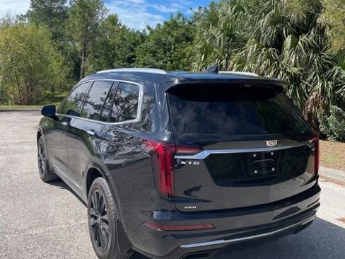 Used 2024 Cadillac XT6 Premium Luxury w/ Technology Package image 2