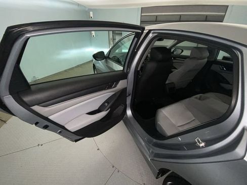 Used 2018 Honda Accord LX image 21